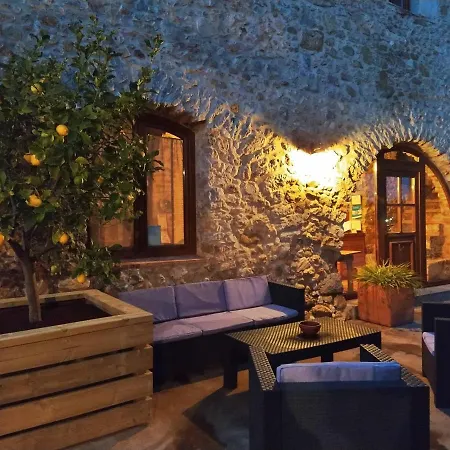 Casa rural Mas Ramades